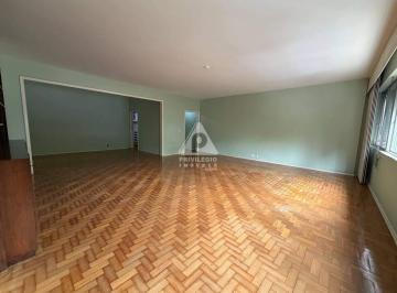 Sala · Oportunidade: Apartamento Garden de 3 Quartos na Praia de Botafogo, 200m² com vaga