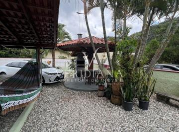 Casa de 3 quartos, Brusque · Casa à venda no bairro São Pedro – Brusque/SC.