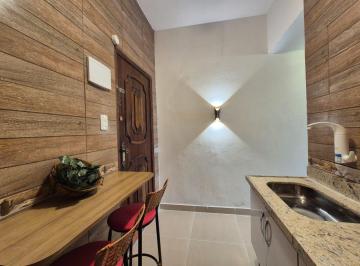 Apartamento · 27m² · 1 Quarto · Studio Reformado na Rua Washington Luiz – Charme, Conforto e Praticidade