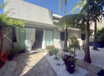 Casa · 256m² · 4 Quartos · 3 Vagas · Imóvel  residencial e comercial a venda em Guaratuba, litoral do Paraná!!