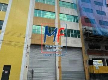 Comercial · 680m² · Prédio para locação  Canindé com 680 m² área construída e 229 m² terreno, com 10 banheiros, elevador