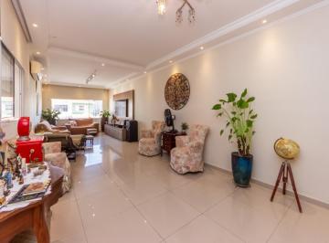 3f92a449-71c3-4c02-89d1-3f7896fdb74a · Sobrado para venda em Vila Sônia com 3 quartos, sendo 1 suíte, 218m²