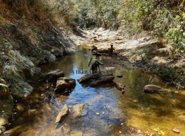 Rural de 3 quartos, Paranoá · Fazenda em Sobradinho dos Melos, Paranoa, aceita permuta mais dinheiro