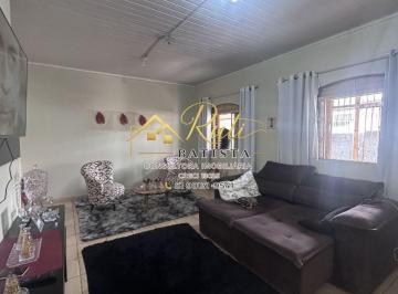 Casa de 2 quartos, Brasília · Casa QNP 5 conjuno F 02 quartos com suite quinta e edicula