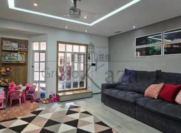 Casa · 135m² · 3 Quartos · 2 Vagas · Oportunidade Casa em Condomínio Parque das Árvores J Jacareí jardim Califórnia - 3 dormitórios