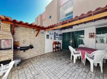 Foto 1 · Casa com 3 Quartos e 3 banheiros à Venda