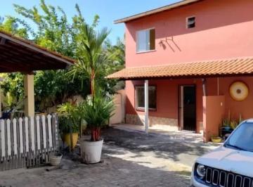 Foto 1 · Casa de Condomínio com 2 Quartos e 3 banheiros para Alugar