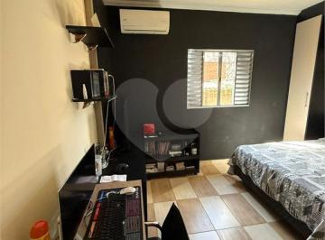 Imagem Principal · Casa à venda com 3 quartos em Jardim Moraes, Itaquaquecetuba
