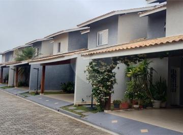 Imagem Principal · Casa à venda com 3 quartos, sendo 1 suíte, no condomínio Mogi Hills II, Mogi das Cruzes