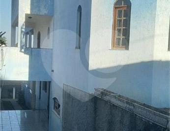 Imagem Principal · Sobrado à venda com 8 quartos, sendo 2 suítes,  em Vila Suissa, Mogi das Cruzes