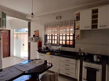 Imagem Principal · Sobrado à venda com 3 quartos, sendo 2 suítes,  em Jardim Marica, Mogi das Cruzes