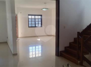 Imagem Principal · Sobrado à venda com 4 quartos, sendo 2 suítes,  em Vila Oliveira, Mogi das Cruzes