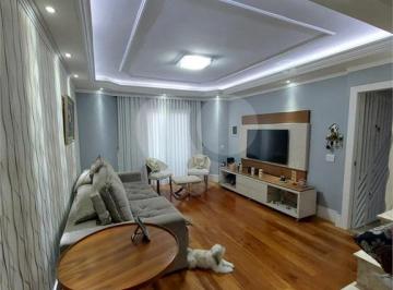 Imagem Principal · Sobrado à venda com 3 quartos, sendo 1 suíte,  em Vila Nova Socorro, Mogi das Cruzes