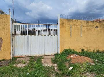 Casa de 2 quartos, Gama · Vende-se um imóvel com 2 casas na Qd 02 do Setor Sul Gama - DF