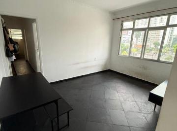 Apartamento de 2 quartos, Santos · Apartamento á venda 2 Quartos de Frente com Varanda.