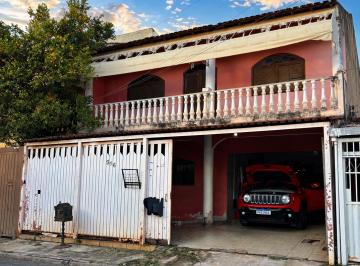 Casa de 4 quartos, Gama · Sobrado à venda no Setor Norte do Gama – 4 Quartos sendo 2 suítes