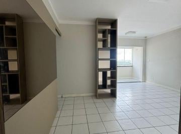 Apartamento de 2 quartos, São Luís · Vendo apartamento no Renascença