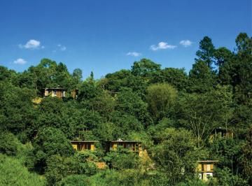 Casa de 4 quartos, Carapicuíba · Condomínio Vila Taguaí com projeto sustentável, em condomínio premiado. Granja Viana