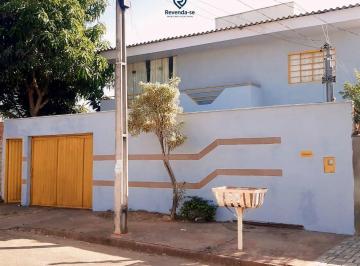 Casa · 230m² · 4 Quartos · 4 Vagas · Casa Padrão p-Bruno01