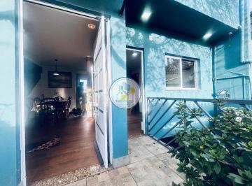Casa · 210m² · 3 Quartos · 2 Vagas · Casa de 3 quartos no bairro Palmeiras