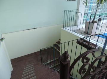 Casa · 600m² · 4 Quartos · 5 Vagas · Casa com 4 Quartos e 2 Suítes no Jardim Botânico