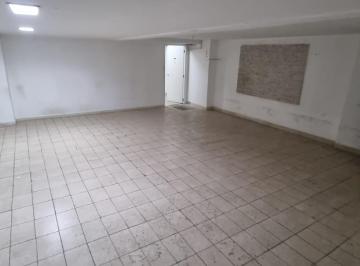 Comercial · 300m² · Loja com 5 Salas e 2 Banheiros no Rio Comprido