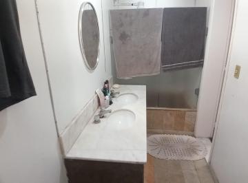 Casa · 186m² · 3 Quartos · 1 Vaga · Casa Comercial com 3 Salas e 1 Vaga de Garagem em Praça da Bandeira
