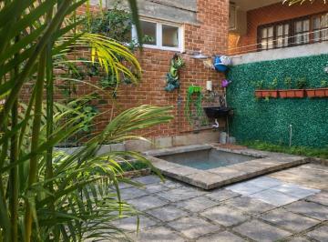 Casa · 213m² · 4 Quartos · 1 Vaga · Casa de Condomínio com 4 Quartos e 2 Suítes em Botafogo