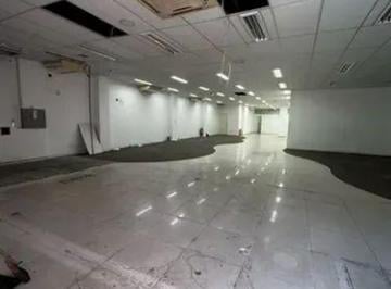 Comercial · 600m² · Galpão Comercial de 600 m² em Vila Valqueire, disponível para locação.
