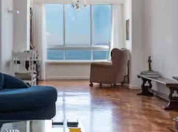 Apartamento · 158m² · 2 Quartos · 1 Vaga · Apartamento 2 Quartos(2 suítes) com Vista para o Mar em Copacabana