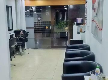 Comercial · 42m² · 1 Vaga · Loja com 42m² e 1 vaga na Avenida Rio Branco - Centro