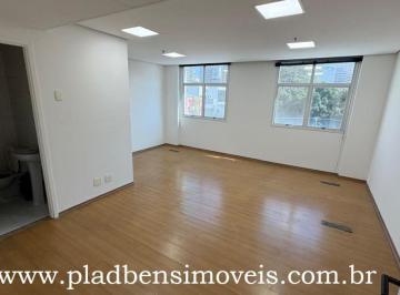 Comercial , São Paulo · Conjunto com 30m², prédio moderno, localizado na Rua Teodoro Sampaio, 1020, Ao lado da praça B