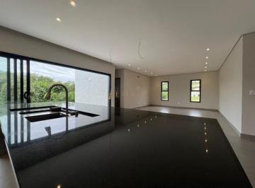 Casa · 260m² · 3 Quartos · 4 Vagas · Casa à venda em Araçoiaba da Serra, Condomínio Village Ipanema, com 3 suítes, com 260 m²