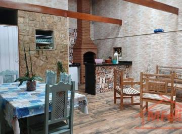 Casa · 302m² · 3 Quartos · 6 Vagas · Casa com 3 quartos à Venda, Jardim Palmira - Guarulhos