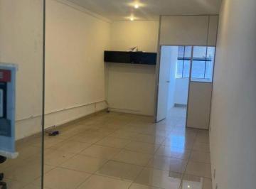 Comercial · 35m² · Sala Comercial no Centro de Atibaia | Cozinha + Espaço Multiuso | Elevador e Estacionamento