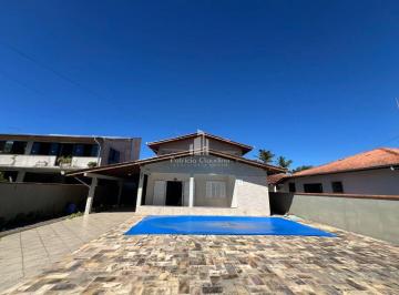 Casa · 224m² · 5 Quartos · 5 Vagas · Casa Com Piscina A 300 Metros do Mar