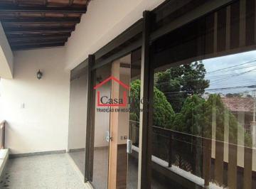 Casa · 323m² · 5 Quartos · Casa 5 quartos, 4 vagas, Bairro Itapoã em BH