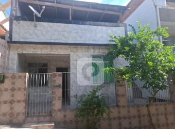 Casa · 105m² · 2 Quartos · 1 Vaga · Casa em excelente localização, próxima ao centro da Taquara e ao BRT.