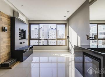 Apartamento · 66m² · 2 Quartos · 1 Vaga · Apartamento de 2 dormitórios com suíte, churrasqueira e vaga