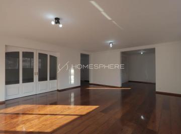 1 · APARTAMENTO REFORMADO A PASSOS DO PARQUE DO POVO