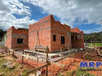 Foto 03 · Apartamentos á venda em Ubatuba, em construção. Praia da Lagoinha. Parcelamento com construtor.
