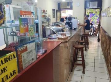 Comercial · 54m² · Café em Guarujá. 100 metros praia. Fica tudo. Pitangueiras.