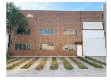 Comercial · 840m² · 5 Vagas · Galpão/Depósito/Armazém e 3 banheiros para Locaçao, de 840m2 Brejaru Palhoça