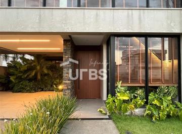 Casa · 230m² · 4 Quartos · 2 Vagas · Sobrado no Jardins Capri