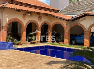 Casa · 151m² · 5 Quartos · 6 Vagas · Casa a venda no Setor Sul - localizada na rua 116 - com uma praça no Fundo da casa (Projeto Cura)