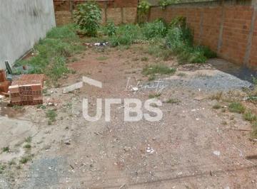 Terreno · 300m² · Lote em área de alta valorização e potencial construtivo."
