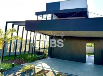 Casa · 210m² · 3 Quartos · 4 Vagas · Sobrado no Jardins Parma