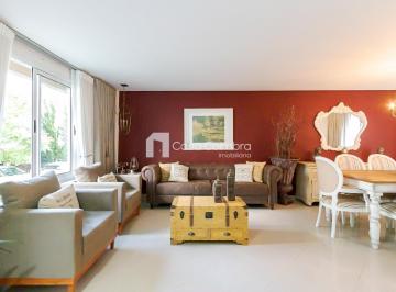 Casa · 169m² · 4 Quartos · 2 Vagas · Sobrado Triplex com 4 Suítes no Vista Alegre próx