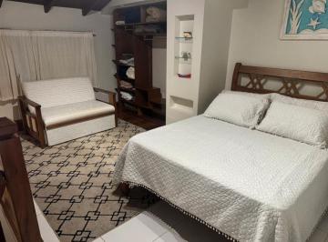 Casa de 1 quarto, Paraty · Flat disponível para venda no bairro Caborê, a poucos passos do centro.