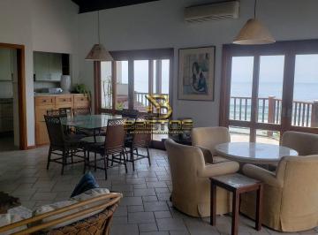 Apartamento de 4 quartos, Ubatuba · Cobertura em Resort frente mar em Ubatuba na área nobre com 4 vagas de garagem
